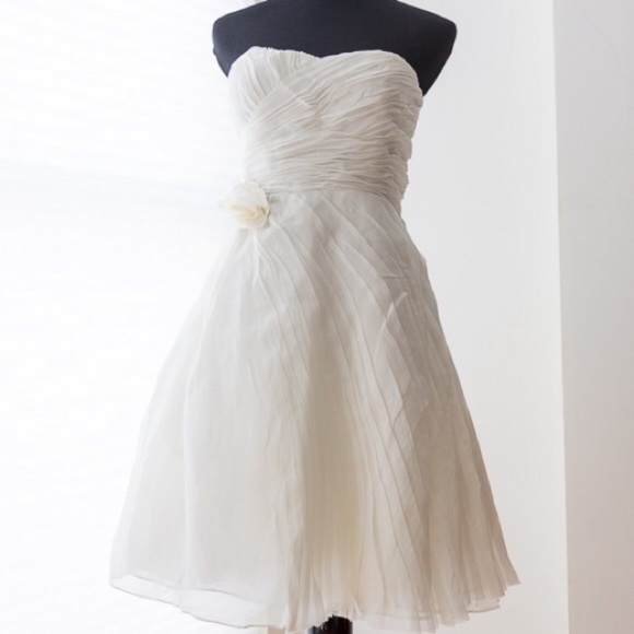 Betsey Johnson Dresses & Skirts - Betsey Johnson Cream Dress Size 6